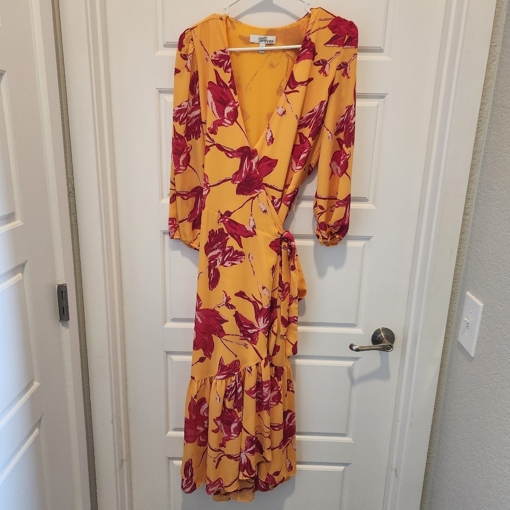 Color Me Courtney Eleanor Yellow Orchid Wrap Dress Medium